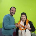 नवनियुक्त दर्ज राज्य मंत्री भावना को व्यापारी नेता अखिलेश ने दी बधाई और शुभकामनाएं