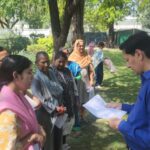 नैनीताल: पारिवारिक पेंशन शुरू करवाने के लिए पीड़िता मिली कुमाऊं मंडल आयुक्त से