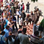 पहले तो सिलेंडर लेने के लिए जदोजहेद करनी पड़ रही है 