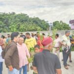 पेड़ लगाओ, पॉलीथीन हटाओ, धरती बचाओ अभियान के तहत लगाए पौधे