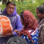 भीमताल ब्लाक के २९ आपदा प्रभावित परिवारों को बांटे राशन किट