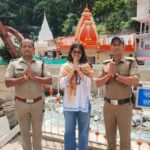 हनुमान अंश की निर्मात्री अनुप्रिया नागर ने किए कैंची धाम के दर्शन